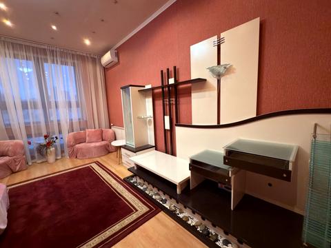 квартира за адресою Шота Руставелі вул., 44