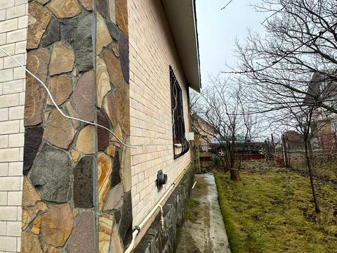 будинок за адресою с. Ружичанка, сонячна