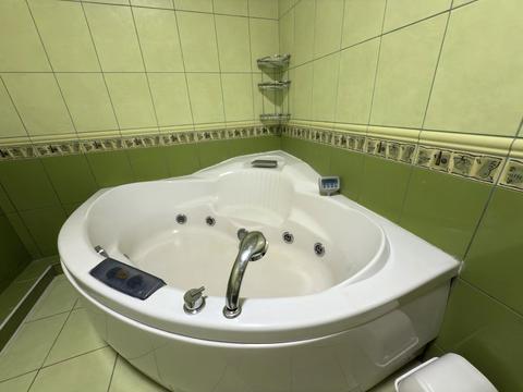 квартира за адресою Шота Руставелі вул., 44