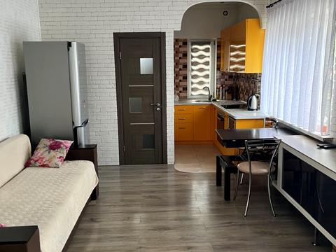 будинок за адресою Олександра Бринжали вул. (Тешебаєва)