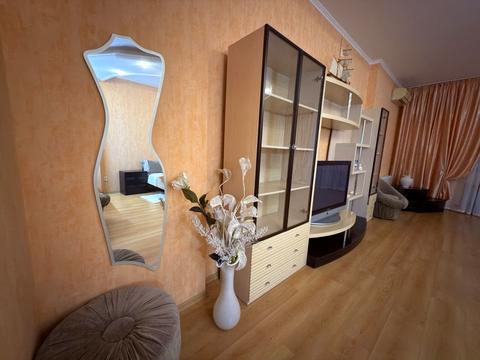 квартира за адресою Шота Руставелі вул., 44