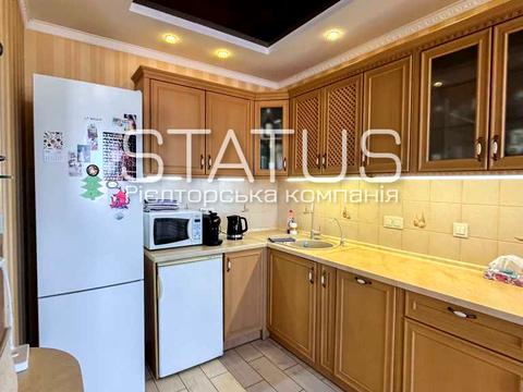 квартира за адресою Соборності вул. (Жовтнева), 40Д