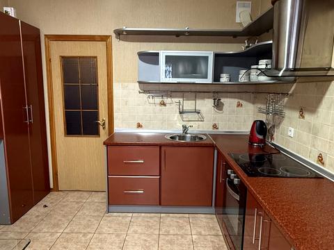 квартира за адресою Драгоманова вул., 14-А