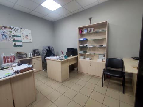 комерційна за адресою Брацлавська вул. (Островського), 44