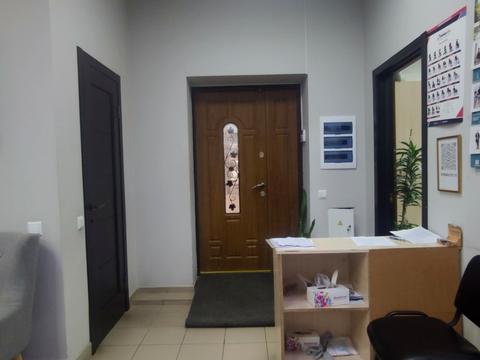 комерційна за адресою Брацлавська вул. (Островського), 44