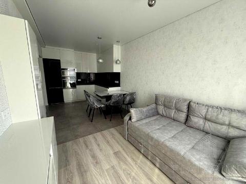 квартира за адресою Михайла Максимовича вул. (Онуфрія Трутенка), 28-Е