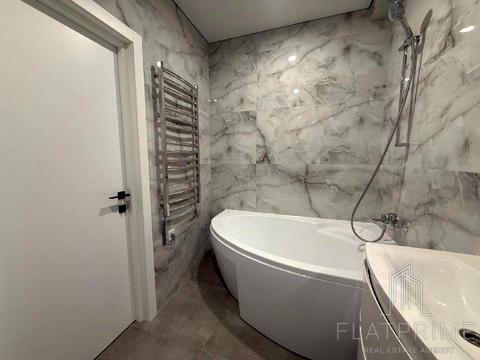 квартира за адресою Михайла Максимовича вул. (Онуфрія Трутенка), 28-Е