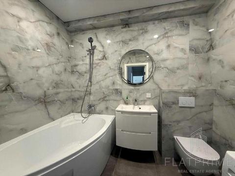 квартира за адресою Михайла Максимовича вул. (Онуфрія Трутенка), 28-Е