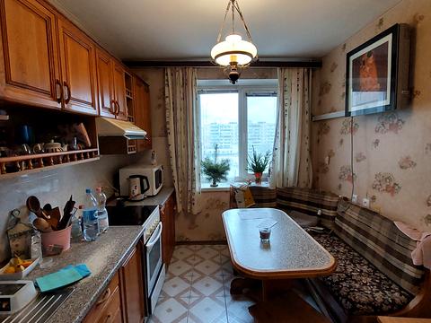 кімната за адресою Володимира Івасюка просп. (Героїв Сталінграду), 61-А