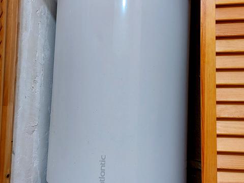 кімната за адресою Володимира Івасюка просп. (Героїв Сталінграду), 61-А