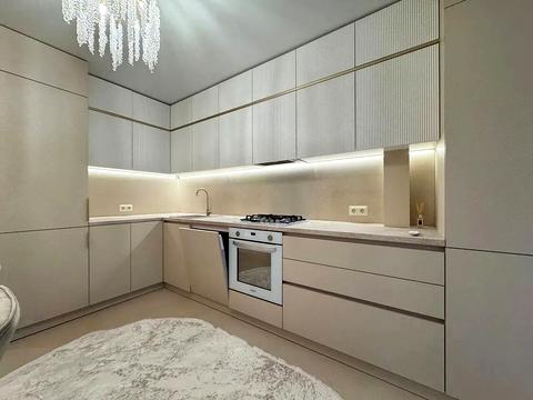 квартира за адресою Юліана Пелеша вул., 3