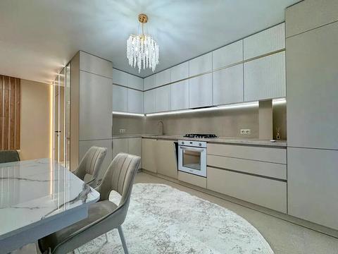 квартира за адресою Юліана Пелеша вул., 3