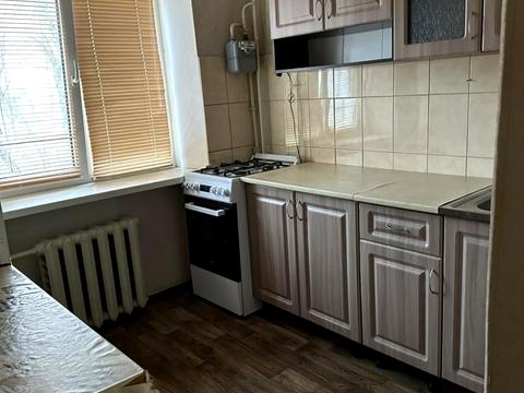 квартира по адресу Листопадова ул., 1а