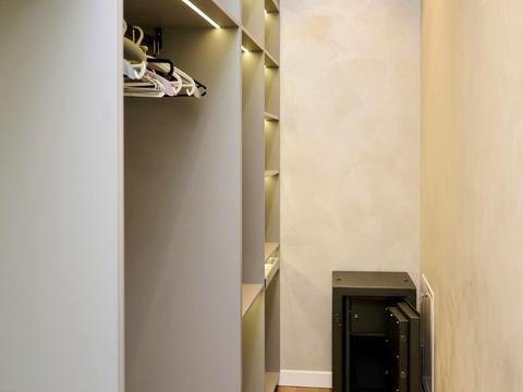 будинок за адресою Абрикосова вул., 11