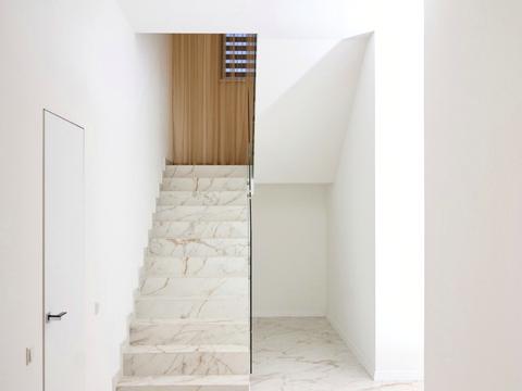 будинок за адресою Абрикосова вул., 11