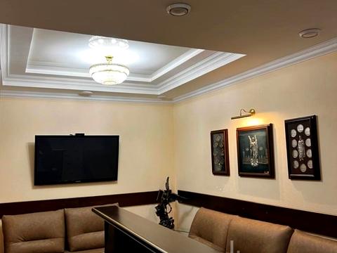 комерційна за адресою Київ, Євгена Коновальця вул. (Щорса), 36-В