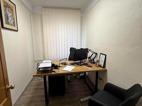 комерційна за адресою Київ, Михайла Бойчука вул. (Кіквідзе), 13