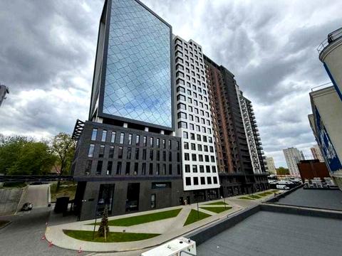 комерційна за адресою Василя Стуса вул., 35-А