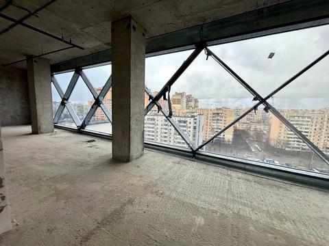 комерційна за адресою Василя Стуса вул., 35-А