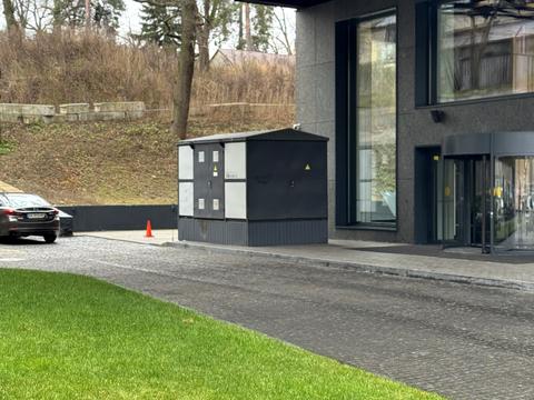 комерційна за адресою Василя Стуса вул., 35-А