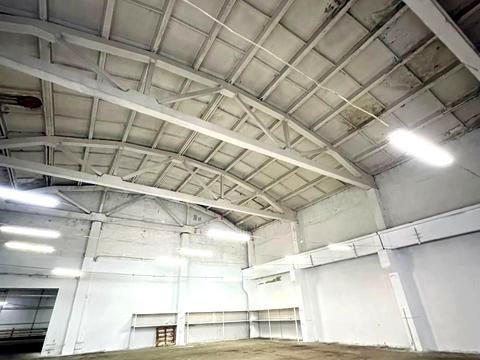 комерційна за адресою Мухи, 17