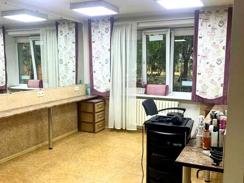 комерційна за адресою Героїв Крут, 18