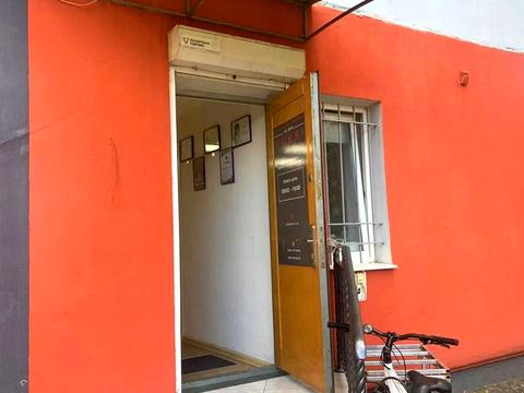 комерційна за адресою Героїв Крут, 18