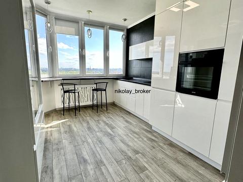 квартира за адресою Миколи Закревського вул., 42-А