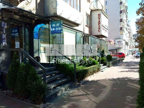 комерційна за адресою Київ, Лесі Українки бульв., 15