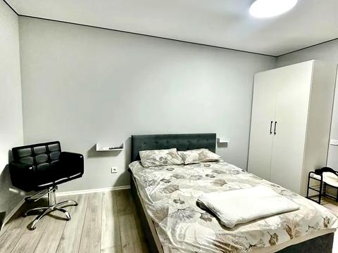 квартира за адресою Героїв Небесної Сотні просп., 16/10