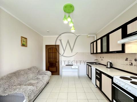 квартира за адресою В'ячеслава Чорновола вул., 27