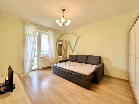 квартира за адресою В'ячеслава Чорновола вул., 27