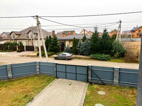 будинок за адресою Веселкова