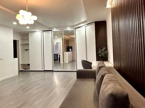 квартира за адресою Південний бульв., 22