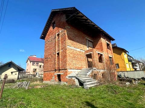 будинок за адресою церковна