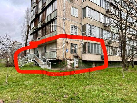 комерційна за адресою Амвросія Бучми бульв., 1