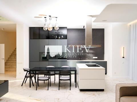 будинок за адресою Абрикосова вул.