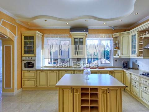 дом по адресу Столична ул.