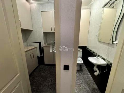 комерційна за адресою Михайла Грушевського вул., 34