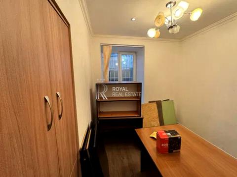 комерційна за адресою Михайла Грушевського вул., 34