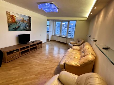 квартира за адресою Михайла Котельникова вул., 1