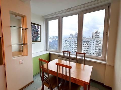 квартира за адресою Михайла Котельникова вул., 1