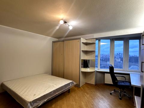 квартира за адресою Михайла Котельникова вул., 1