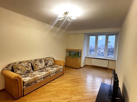 квартира за адресою Михайла Котельникова вул., 1