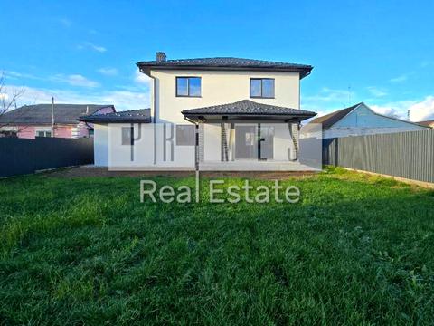 будинок за адресою Набережна