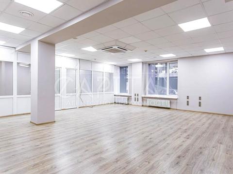 комерційна за адресою Болсуновська вул. (Сергія Струтинського), 8