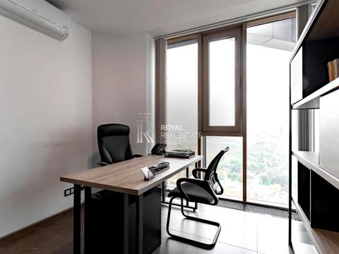 комерційна за адресою Авіаконструктора Антонова вул., 26