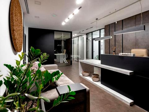 комерційна за адресою Авіаконструктора Антонова вул., 26