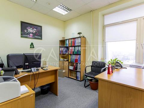 комерційна за адресою Болсуновська вул. (Сергія Струтинського), 8