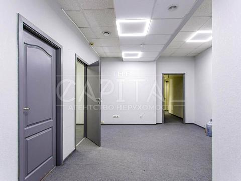 комерційна за адресою Болсуновська вул. (Сергія Струтинського), 8